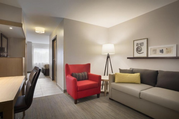 Country Inn & Suites by Radisson Asheville River Arts District image 28