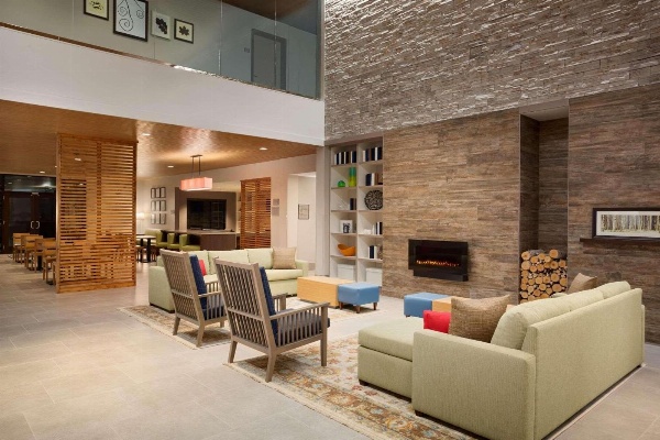 Country Inn & Suites by Radisson Asheville River Arts District image 3